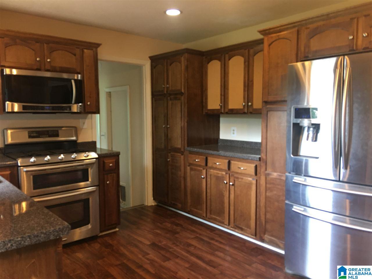 2403 Pear Tree Place Jasper, AL 35504 - Photo 4 of 28