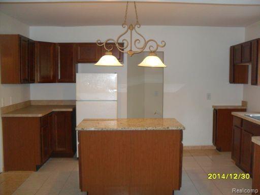 226 Prospect Street Romeo, MI 48065 - Photo 6 of 15 Kitchen 2.jpg