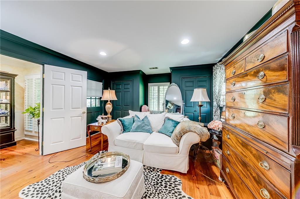 6180 Old Jefferson Road Athens, GA 30607 - Photo 39 of 100 a living room with furniture and a window
