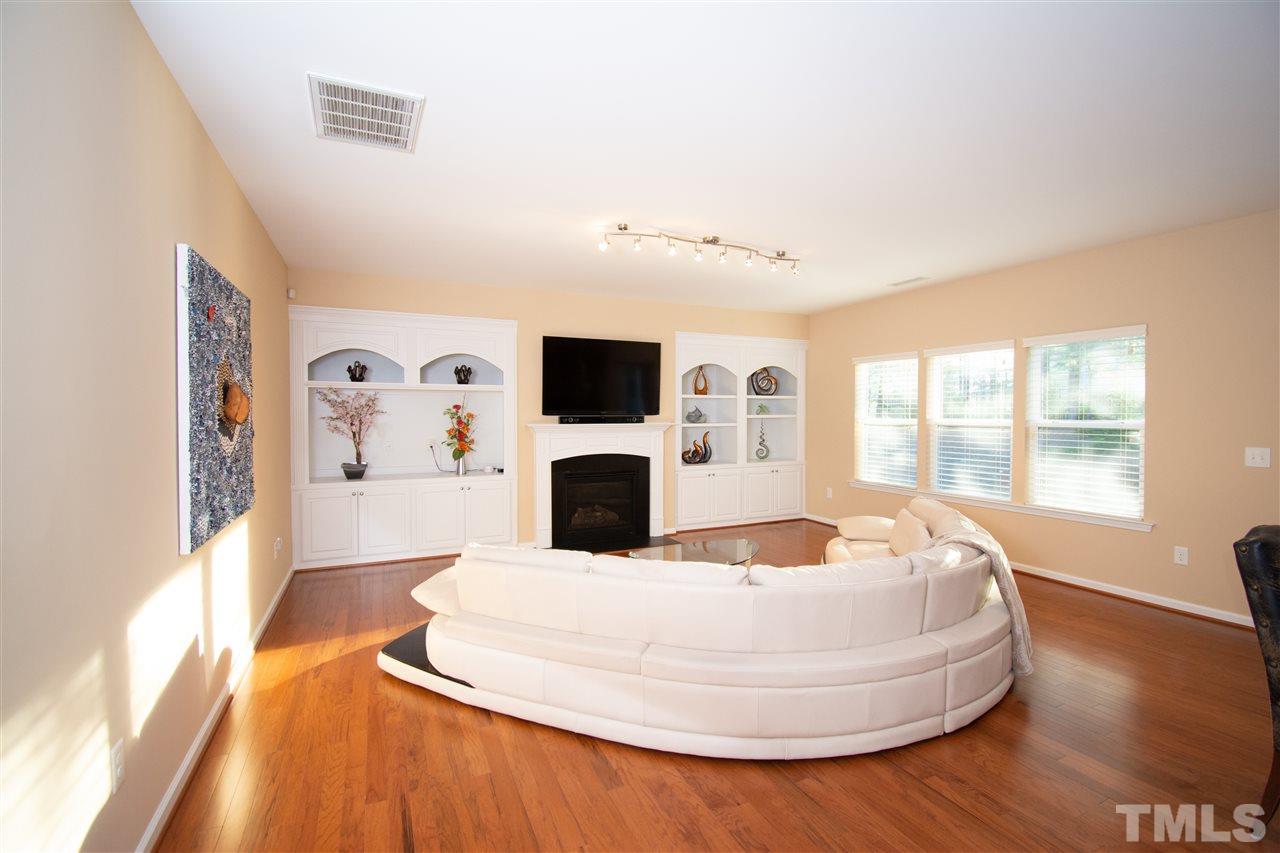 1701 Willowcrest Road Durham, NC 27703 - Photo 3 of 30 Gallery Image 3