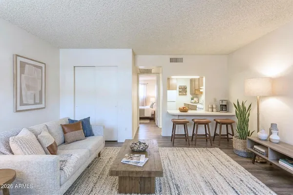 $799 | 9230 North 6th Street, Unit 6, Phoenix, AZ 85020