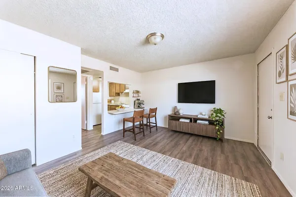 $799 | 9230 North 6th Street, Unit 6, Phoenix, AZ 85020