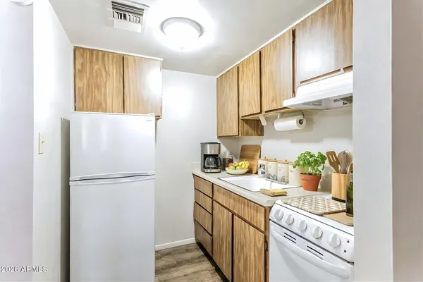 $799 | 9230 North 6th Street, Unit 6, Phoenix, AZ 85020