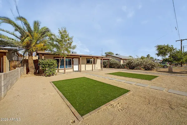 $299,999 | 3107 North 25th Drive, Phoenix, AZ 85017