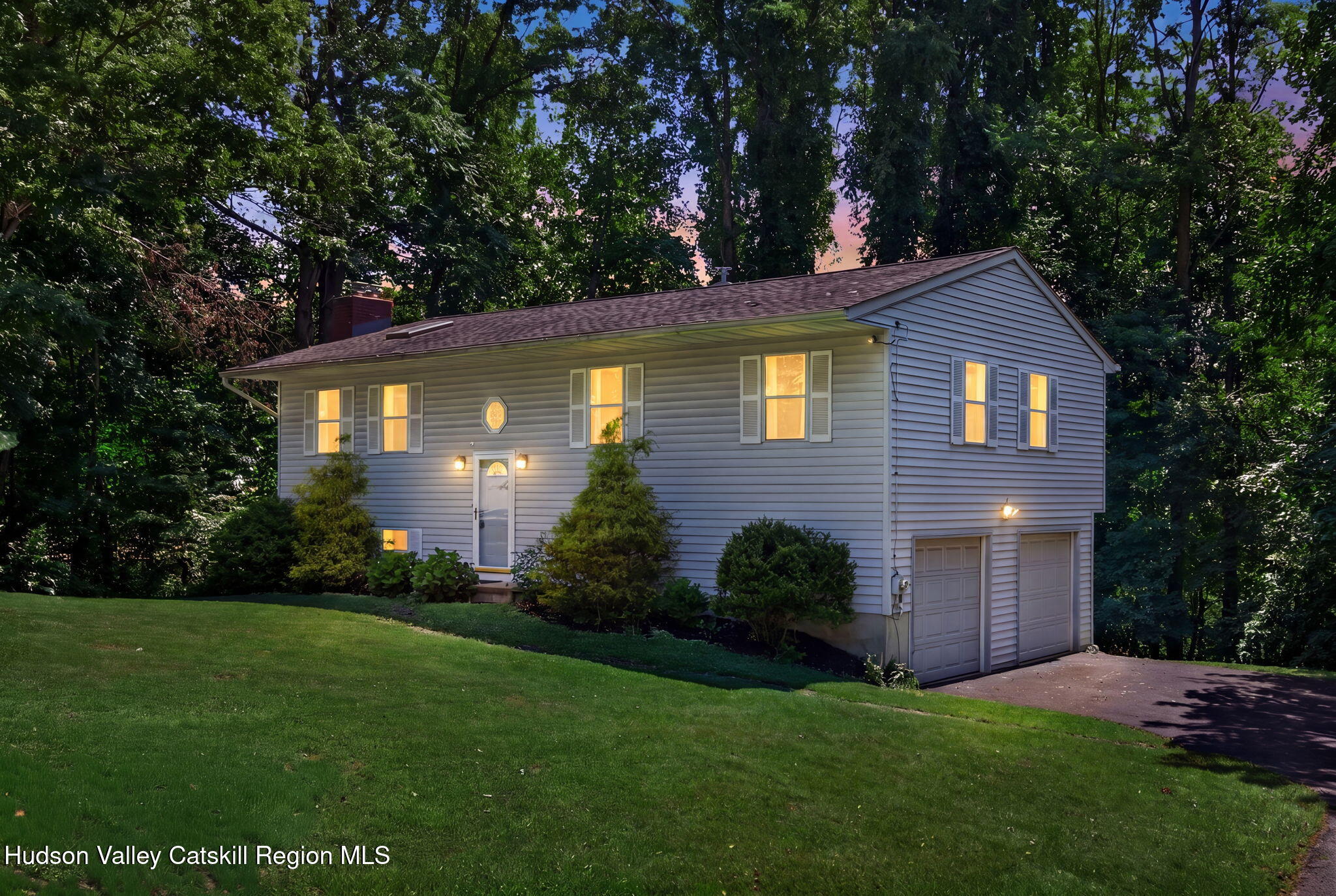 2 Verven Road Poughkeepsie, NY 12603 - Photo 2 of 29 03-exterior-front-1_R2