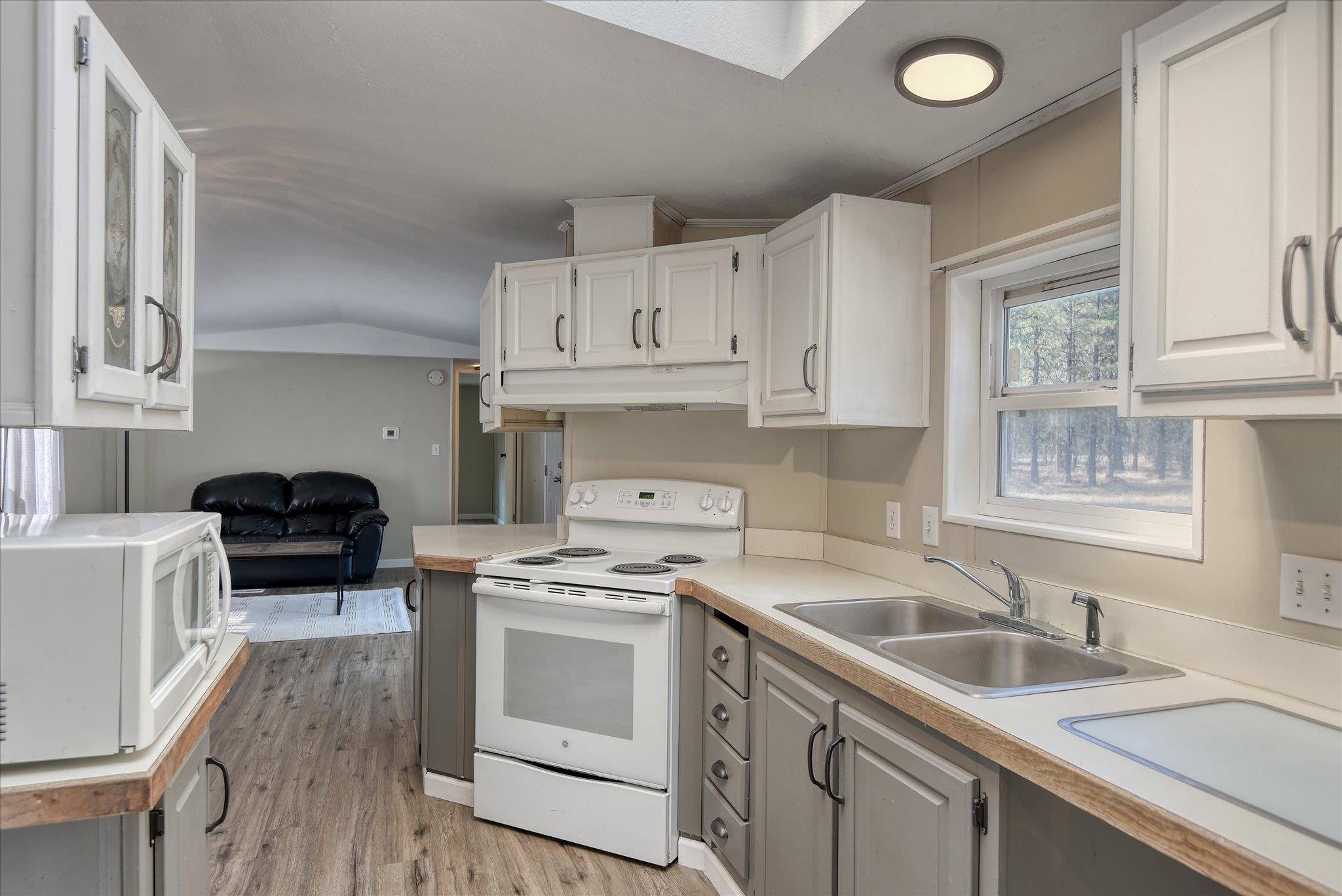 27904 North Hardesty Road Chattaroy, WA 99003 - Photo 13 of 49