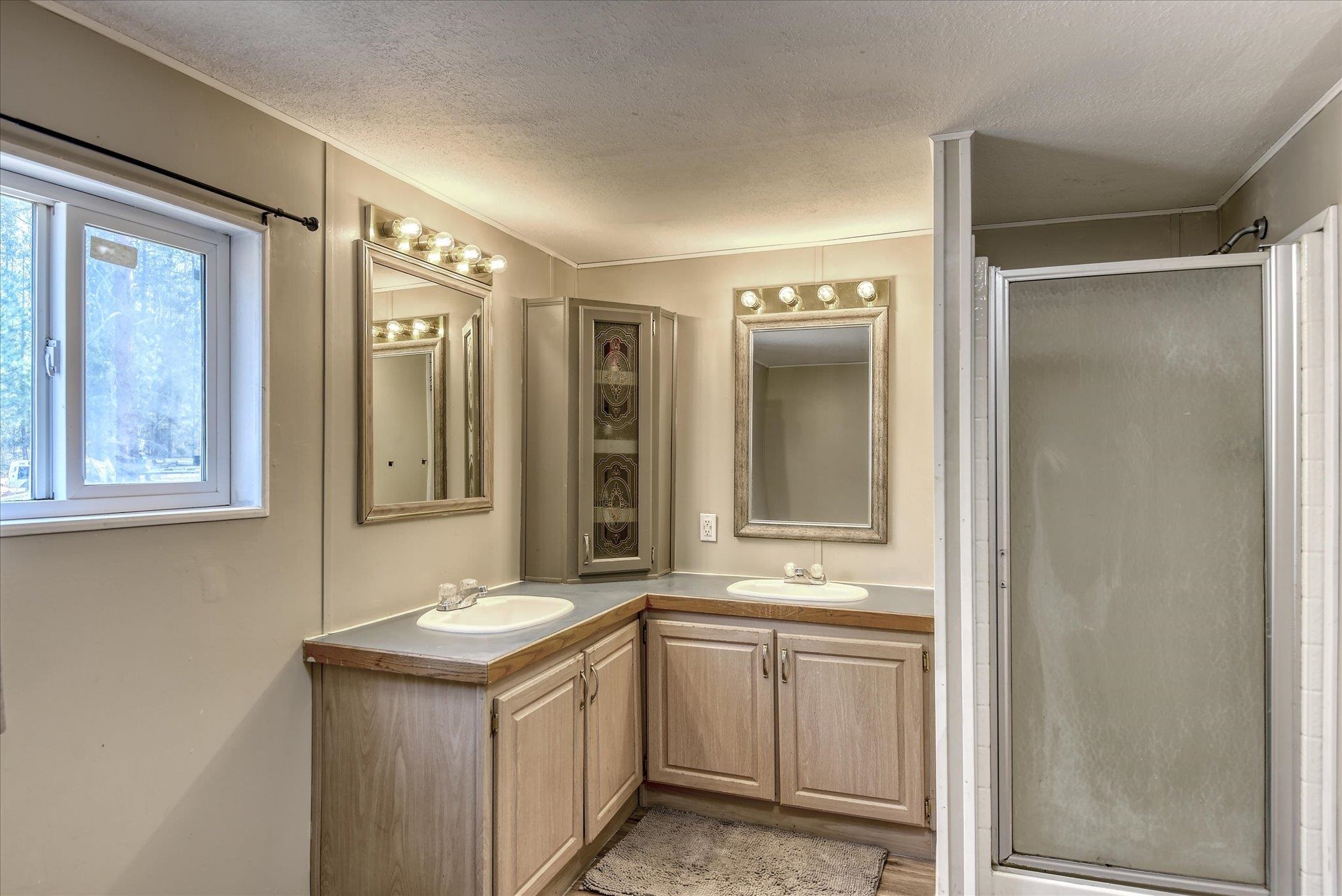 27904 North Hardesty Road Chattaroy, WA 99003 - Photo 21 of 49