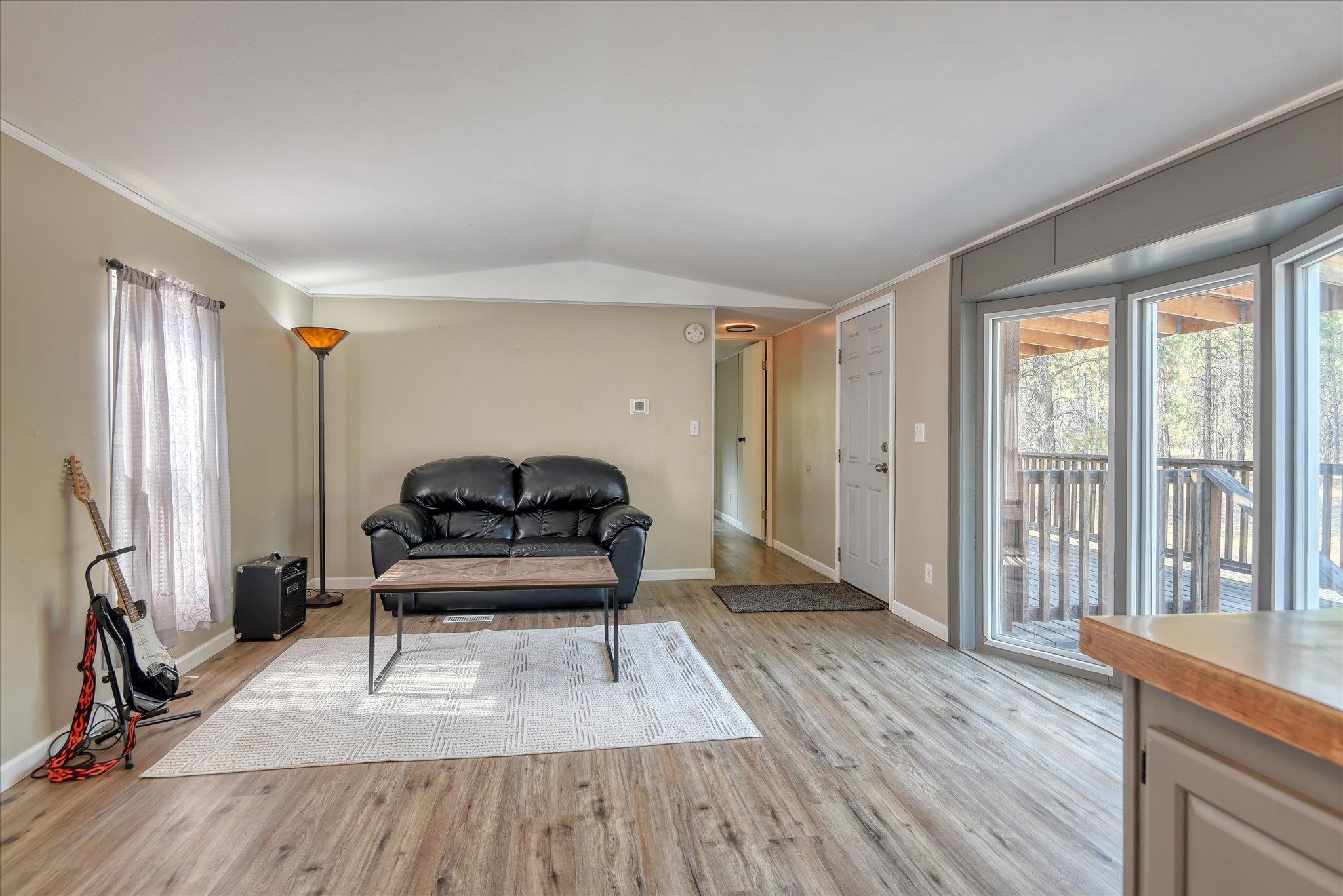 27904 North Hardesty Road Chattaroy, WA 99003 - Photo 3 of 49