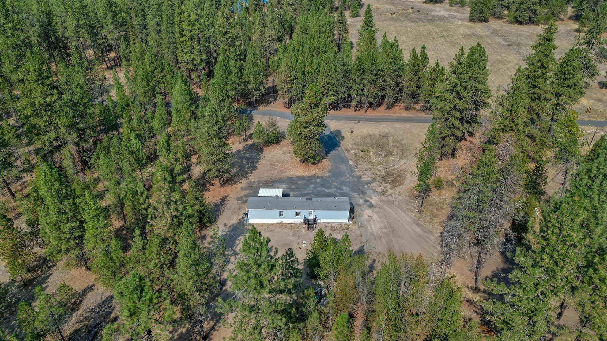 27904 North Hardesty Road Chattaroy, WA 99003 - Photo 38 of 49