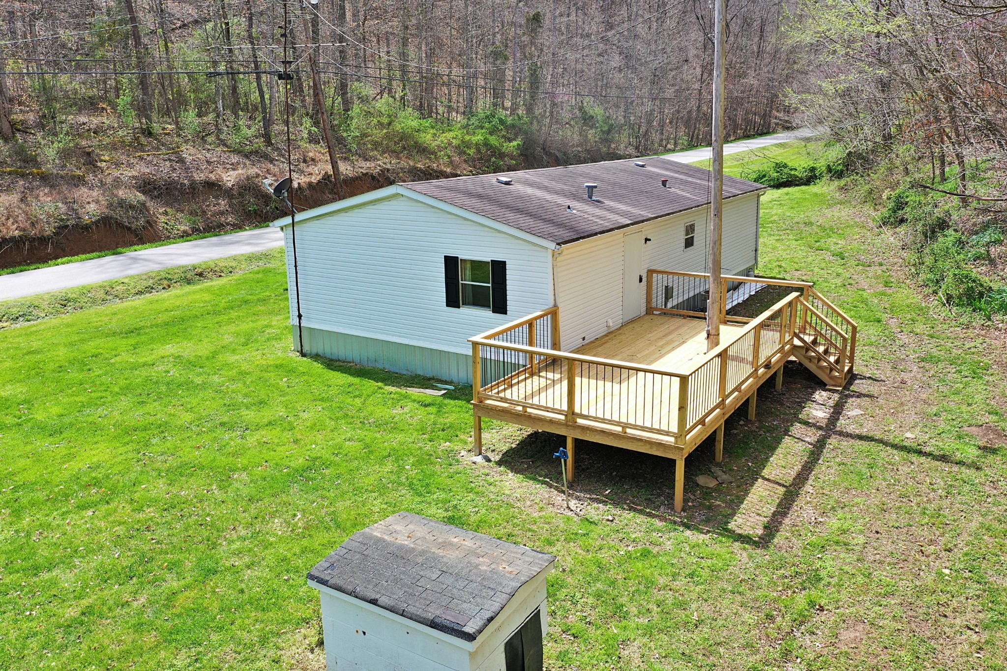 1239 Brimstone Road Robbins, TN 37852 - Photo 25 of 40 Gallery Image 25