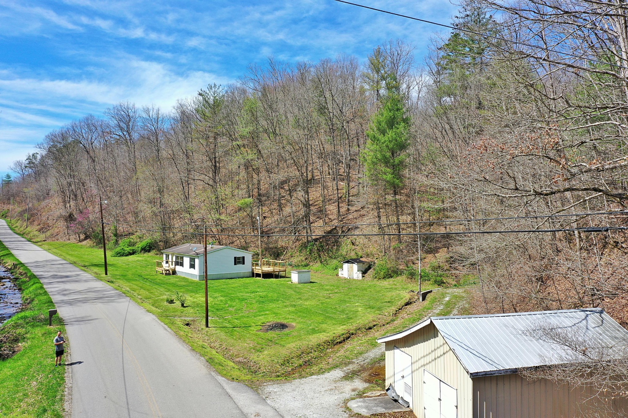 1239 Brimstone Road Robbins, TN 37852 - Photo 33 of 40 Gallery Image 33