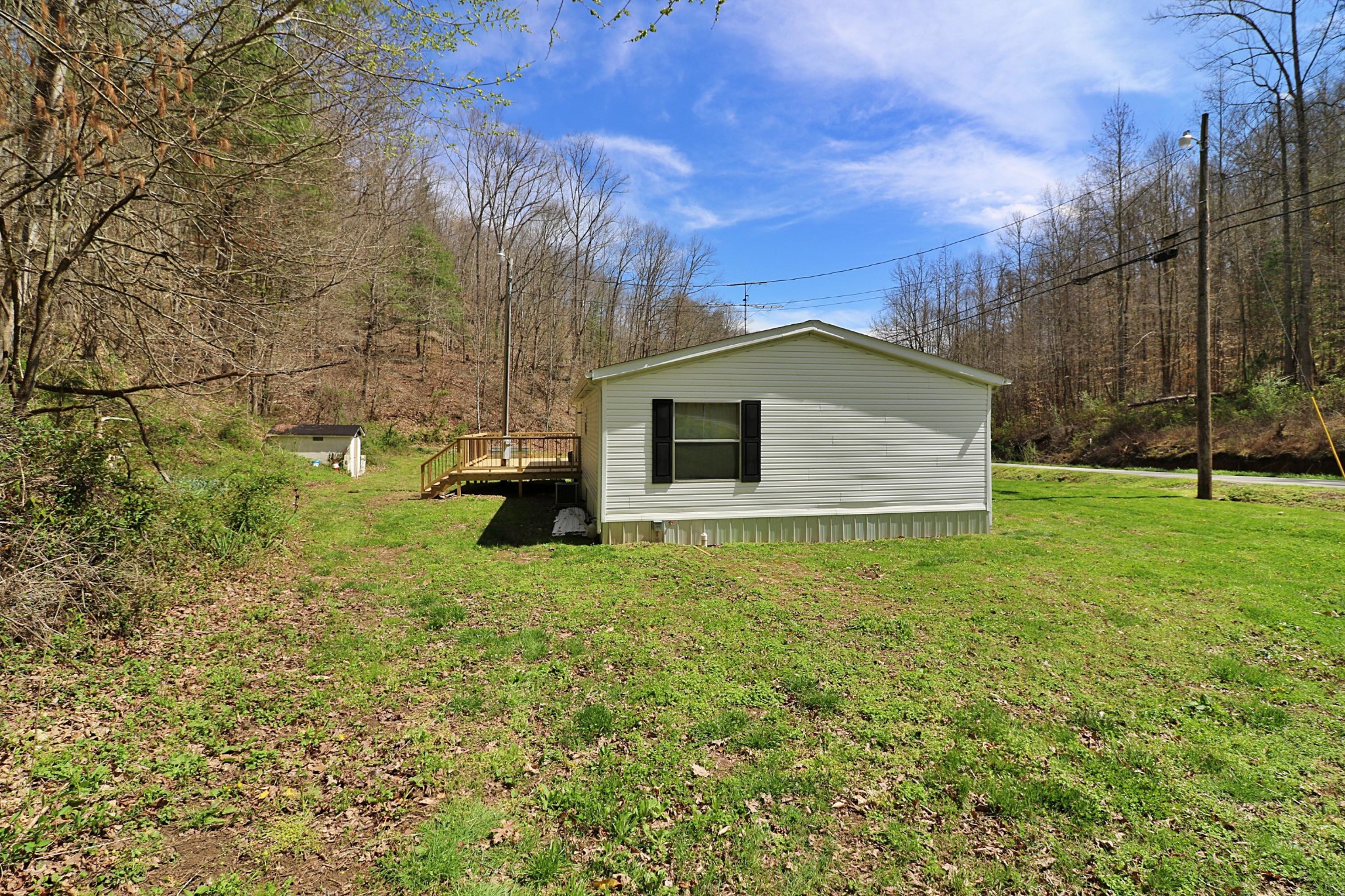 1239 Brimstone Road Robbins, TN 37852 - Photo 39 of 40 Gallery Image 39