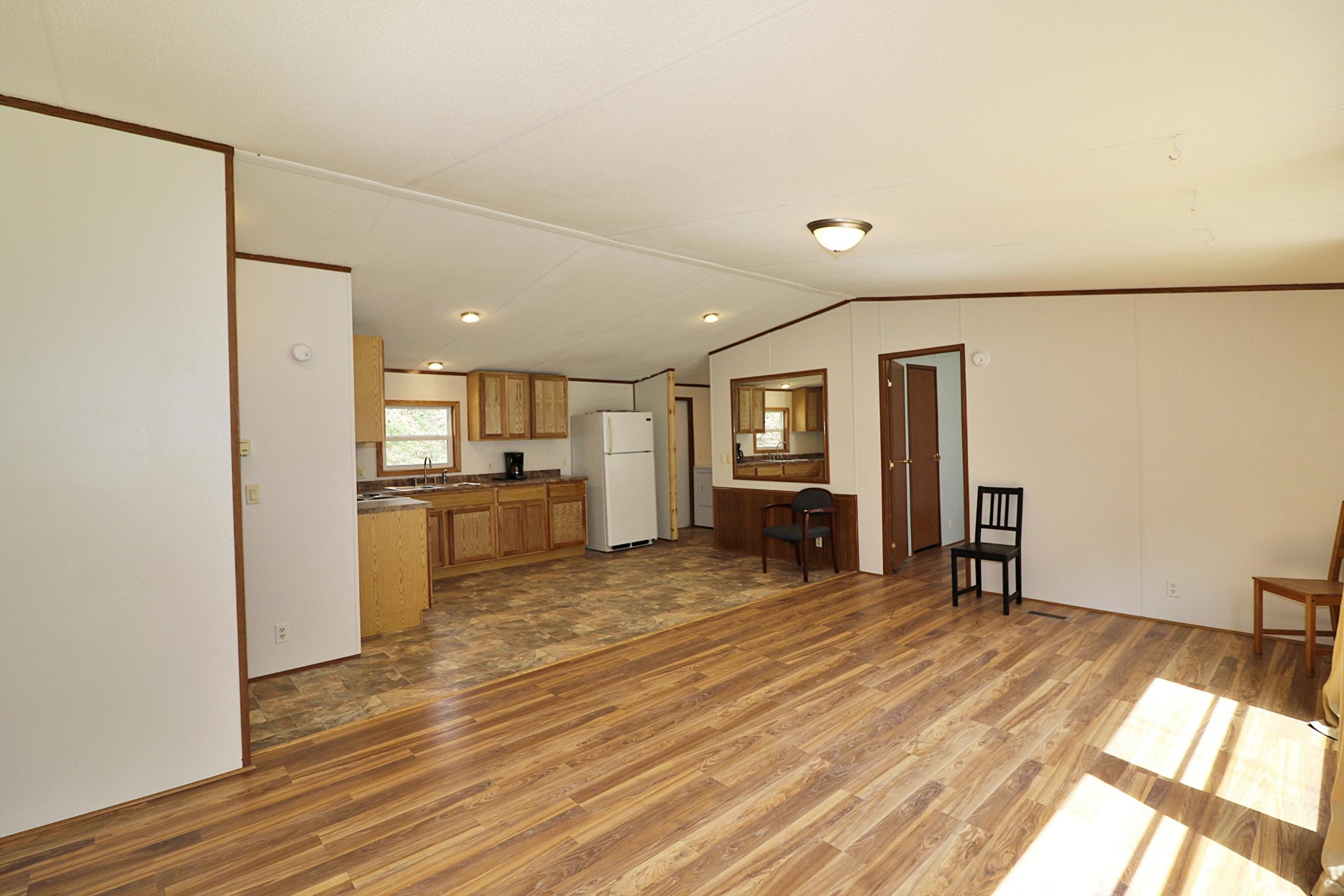 1239 Brimstone Road Robbins, TN 37852 - Photo 6 of 40 Gallery Image 6