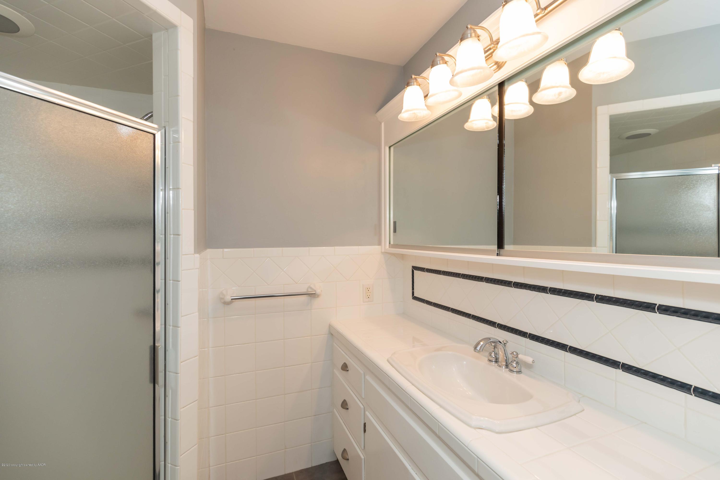 6119 Hanson Road Amarillo, TX 79106 - Photo 15 of 45 MASTER BATH VIEW 2