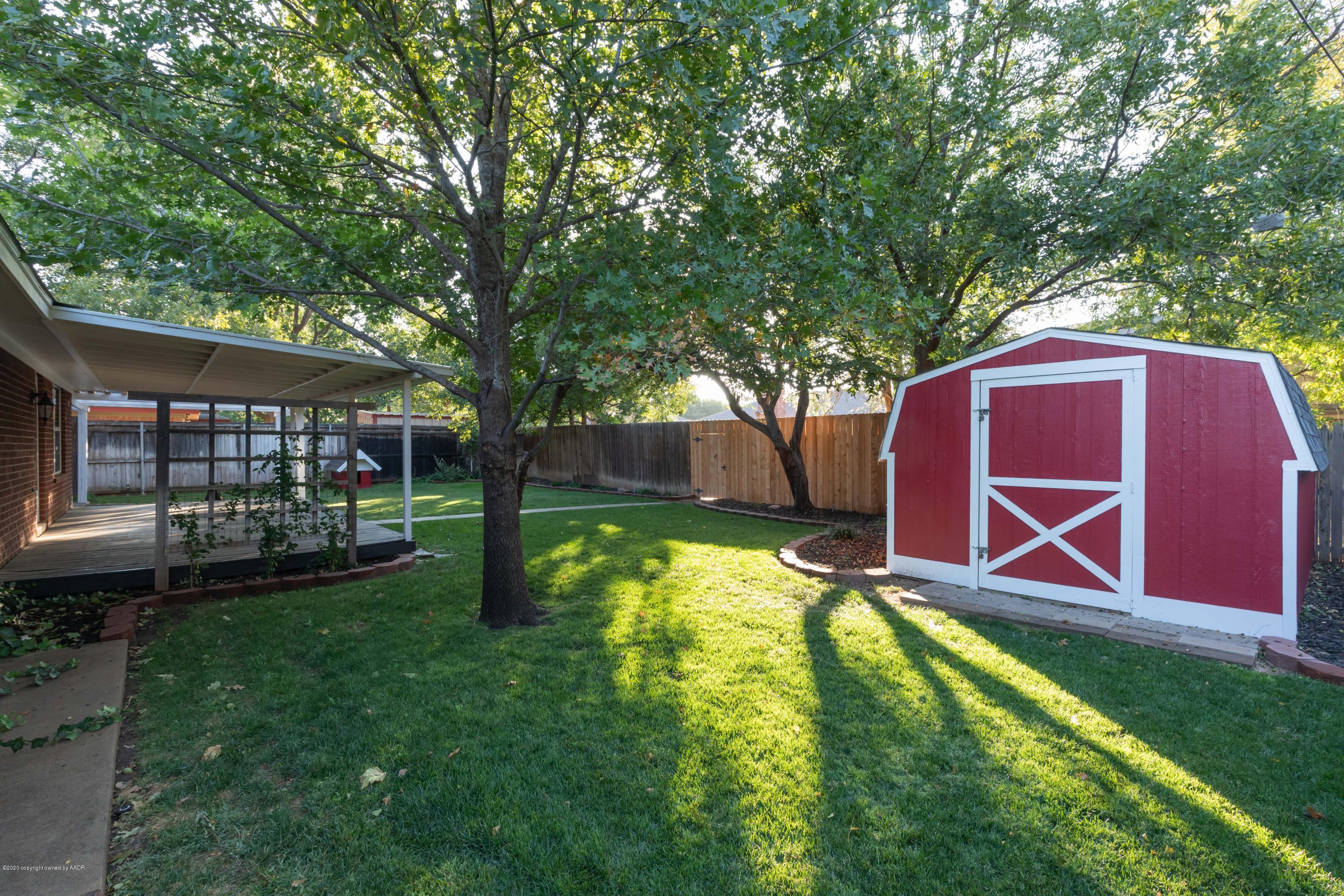 6119 Hanson Road Amarillo, TX 79106 - Photo 18 of 45 BACKYARD VIEW 1