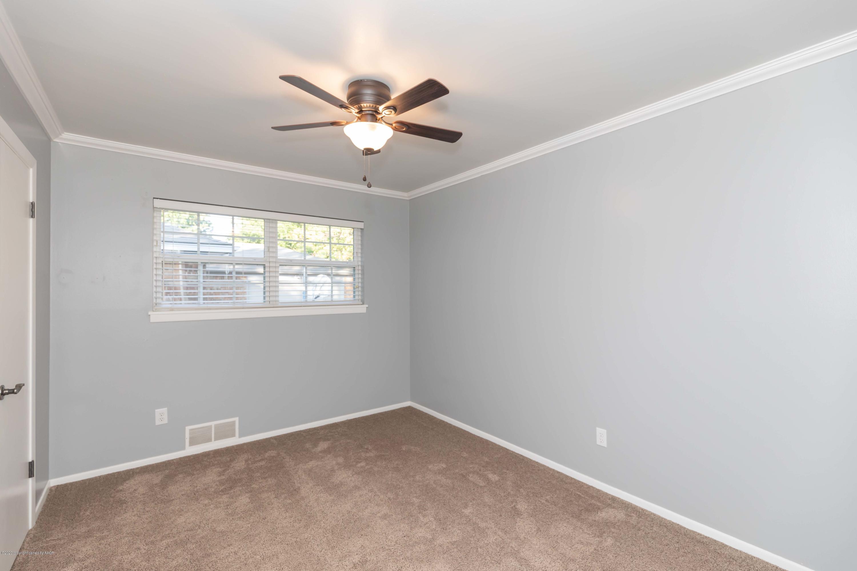 6119 Hanson Road Amarillo, TX 79106 - Photo 23 of 45 BEDROOM 2 VIEW 1