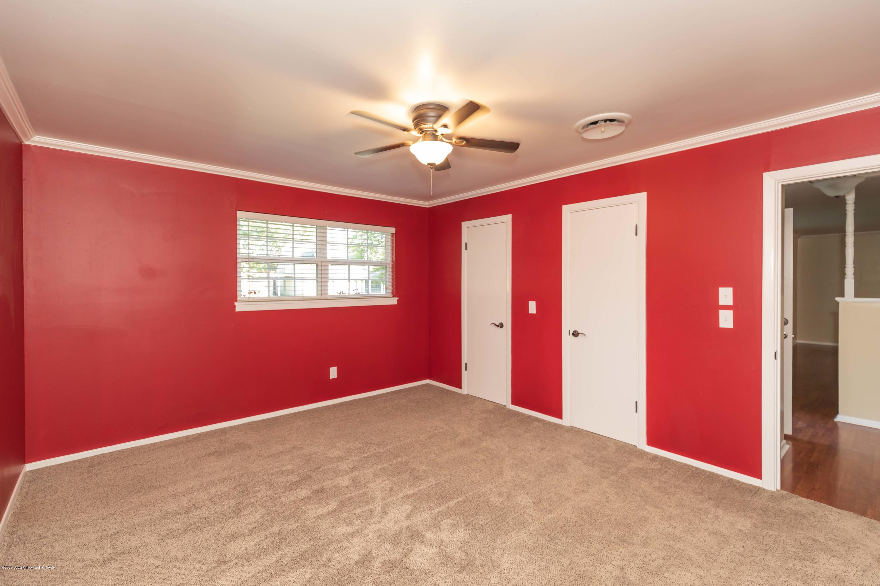 6119 Hanson Road Amarillo, TX 79106 - Photo 28 of 45 beddroom 3 view 2