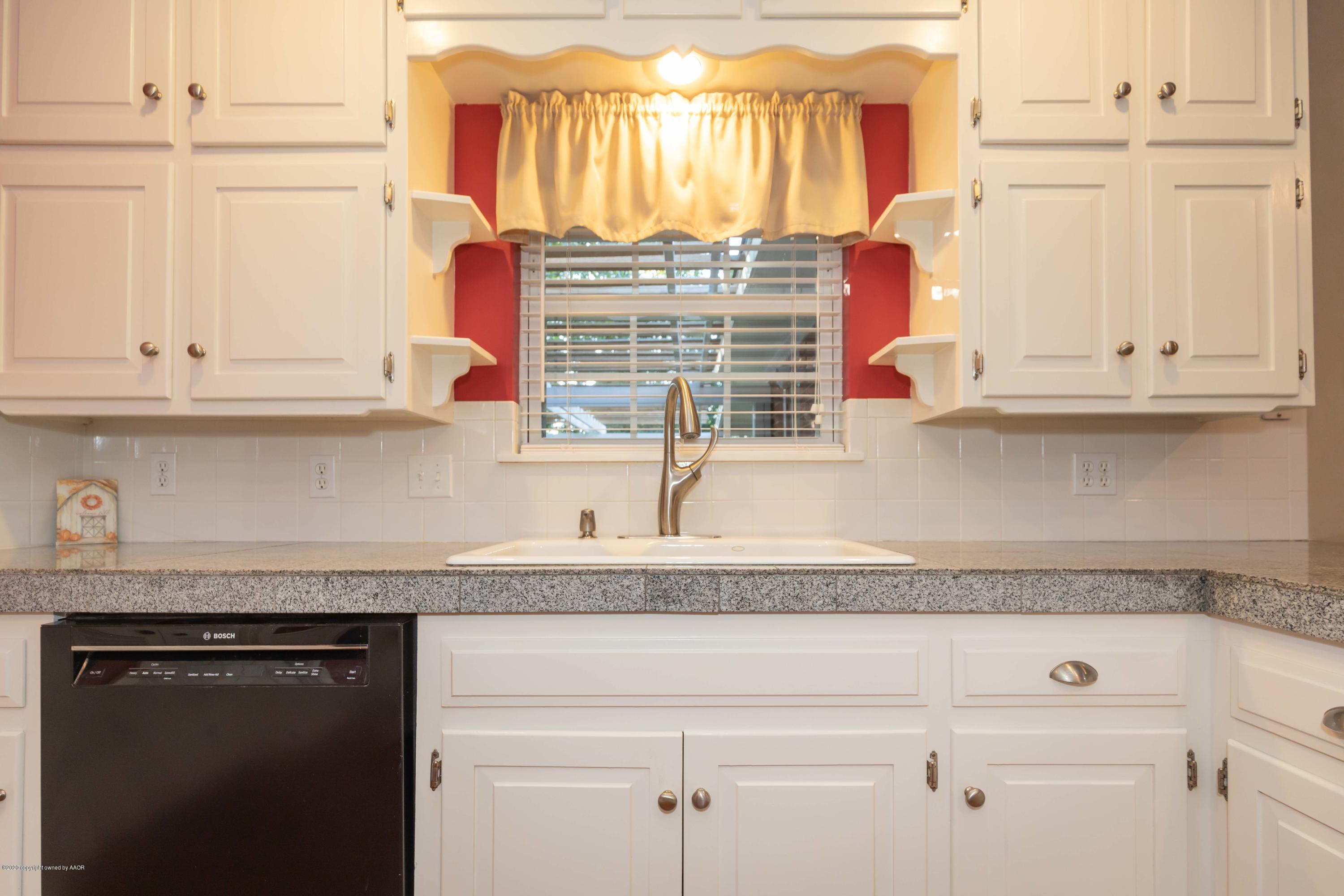 6119 Hanson Road Amarillo, TX 79106 - Photo 5 of 45 KITCHEN VIEW 4