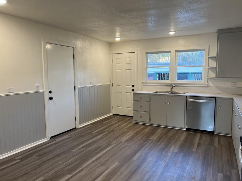 748 Rigby Avenue Rio Dell, CA 95562 - Photo 6 of 30 Doors to garage and backyard