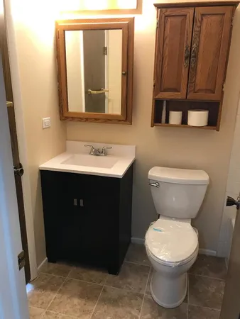 $2,000 | 232 Driftwood Lane, Unit C1, Schaumburg, IL 60193