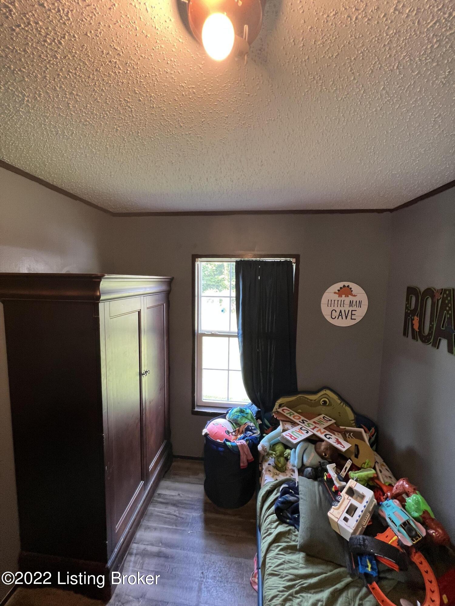 199 Bivins Point Road Shepherdsville, KY 40165 - Photo 18 of 25 B385FA20-8BB5-43C9-B766-95DB5B825FA3