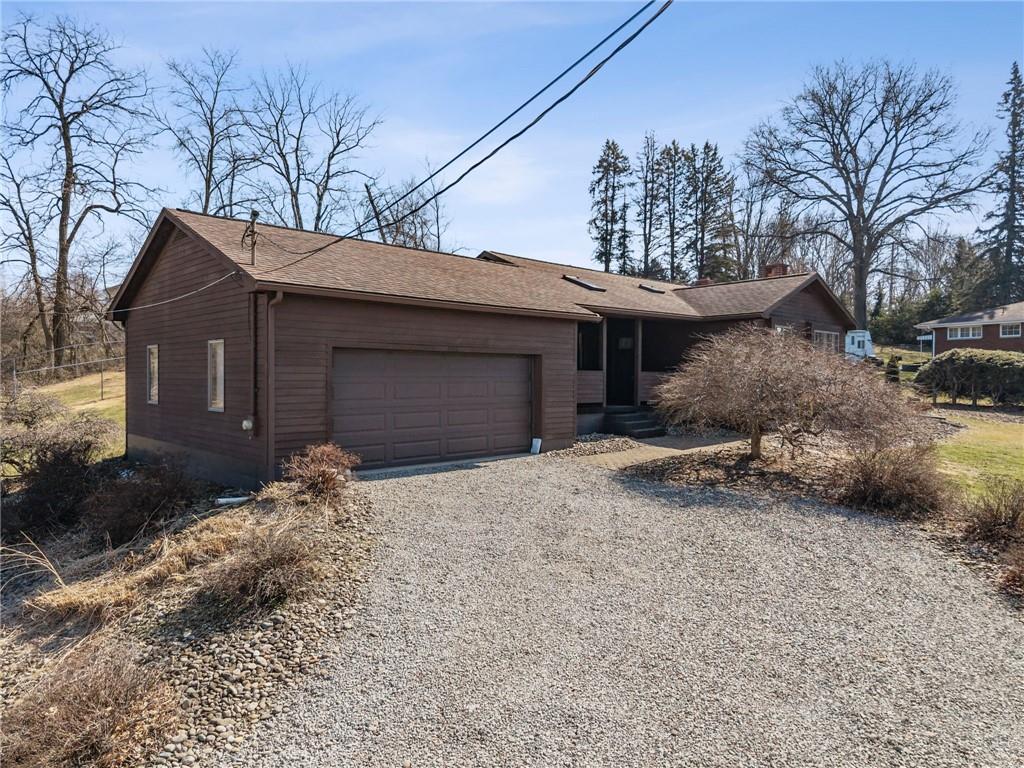 305 Todd School Road Greensburg, PA 15601 - Photo 3 of 38