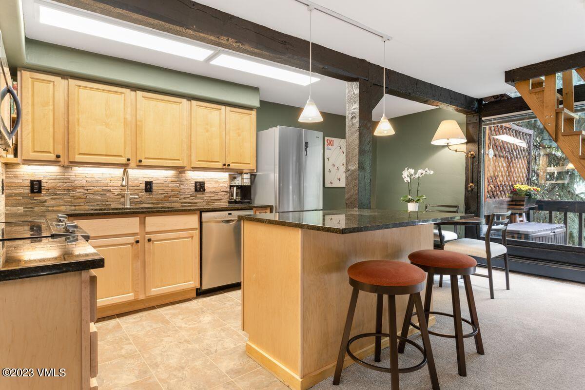2958 South Frontage Road West, Unit A4 Vail, CO 81657 - Photo 11 of 29 photo_online_011