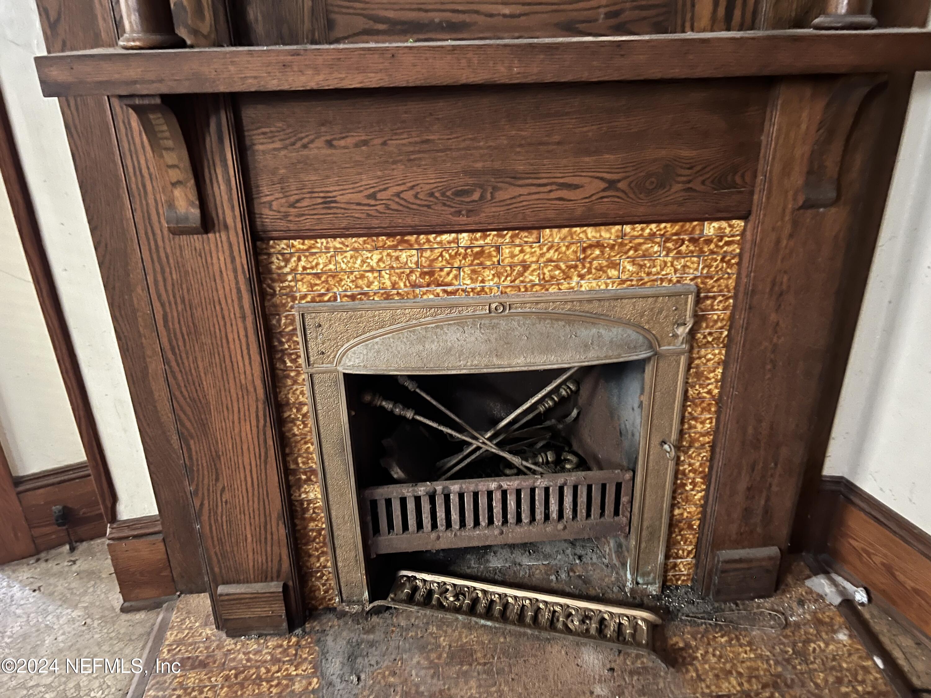 7 Saragossa Street St. Augustine, FL 32084 - Photo 5 of 28 IMG_4474