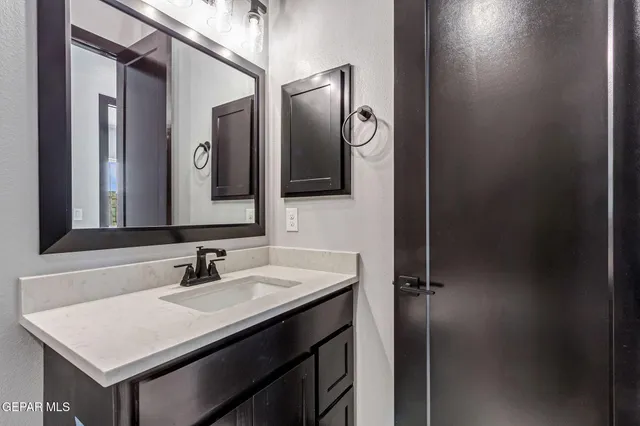 $886,900 | 6416 Cadence River, El Paso, TX 79932