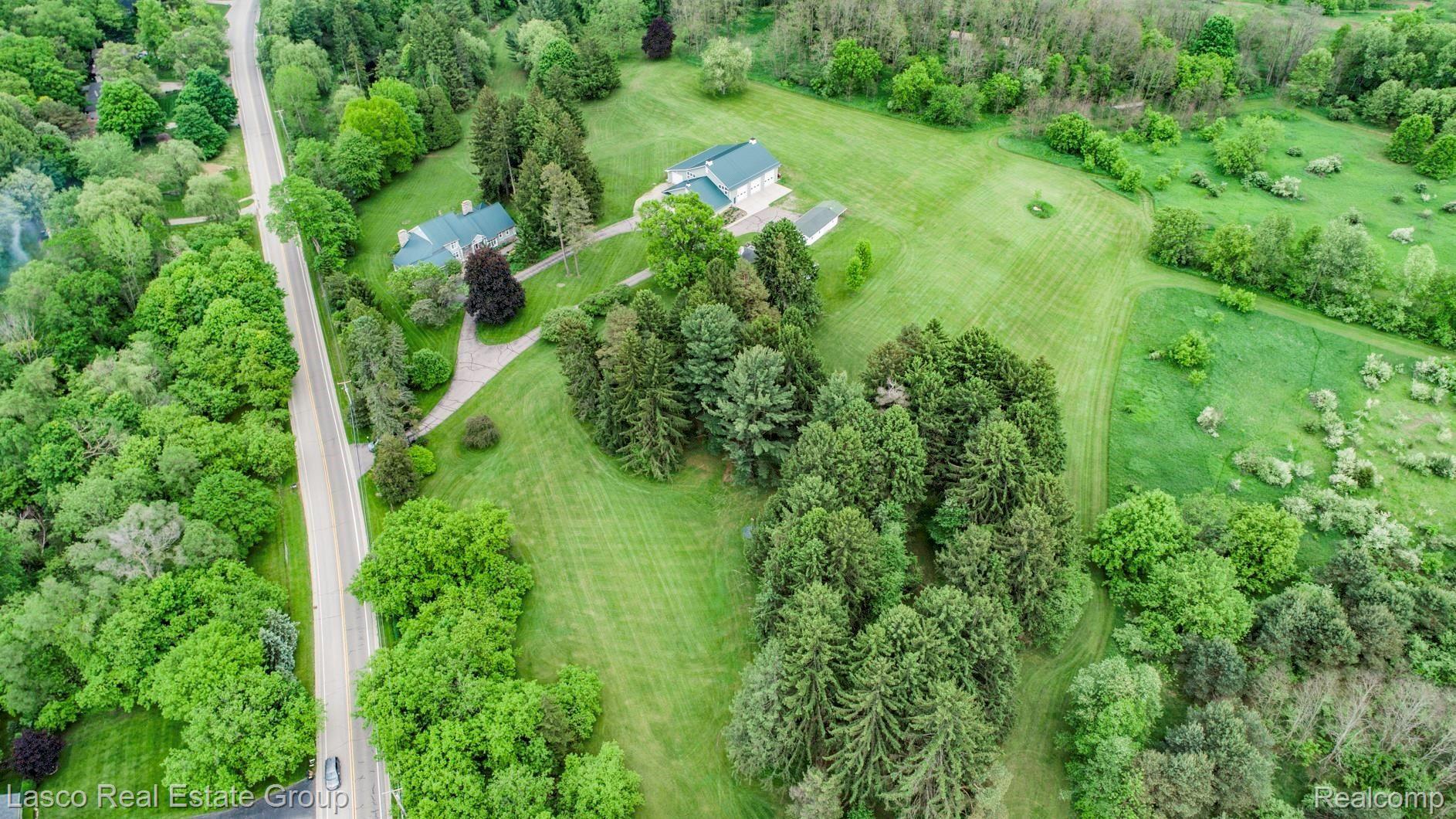 13520 White Lake Road Fenton, MI 48430 - Photo 63 of 66 DJI_0074.jpg