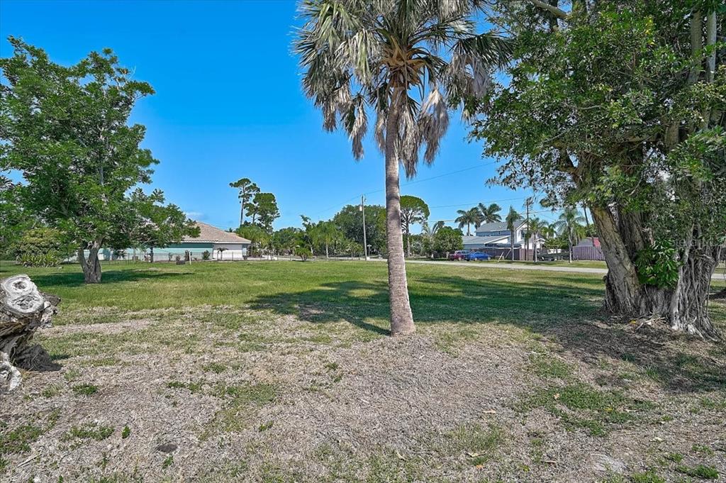 Sarabay Road Osprey, FL 34229 - Photo 6 of 10