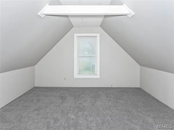 $186,000 | 1103 7th Street, Highland, IL 62249