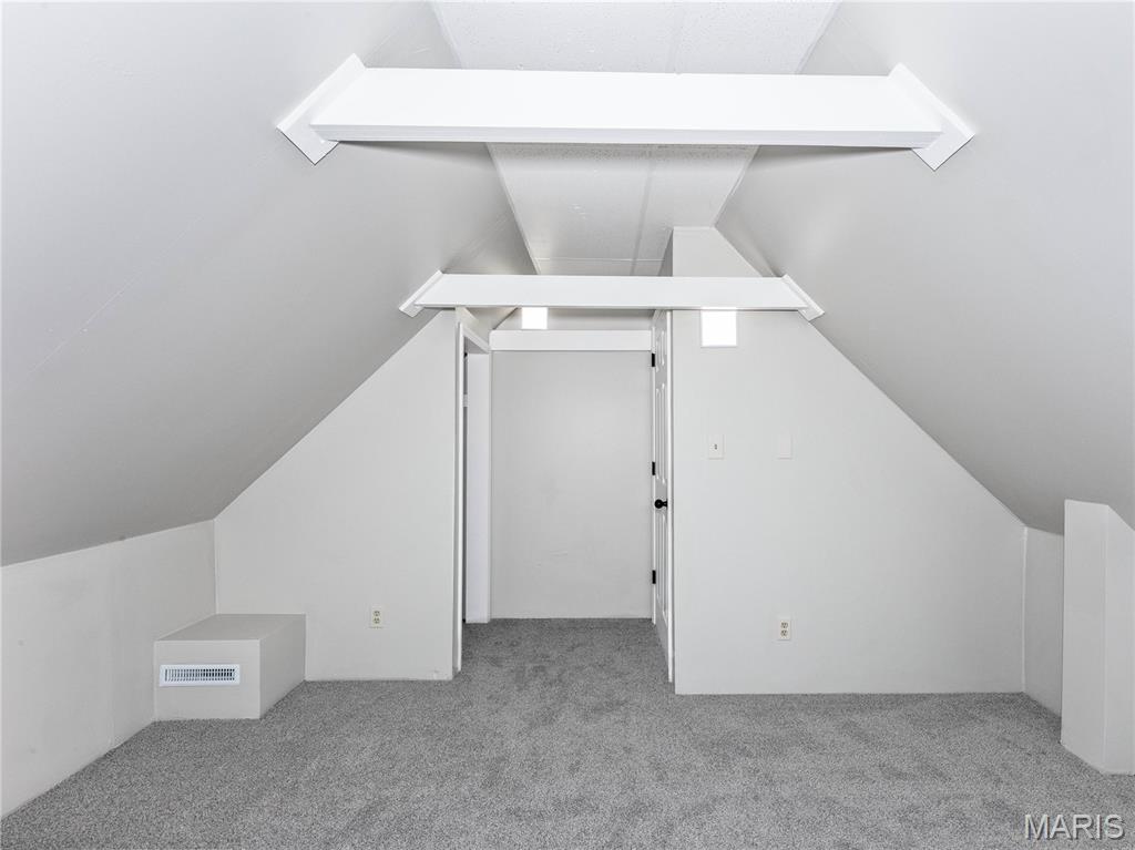 1103 7th Street Highland, IL 62249 - Photo 14 of 20