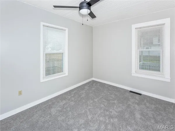 $186,000 | 1103 7th Street, Highland, IL 62249