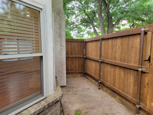a view of elevator with an empty door