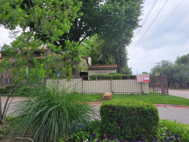 $250,000 | 14151 Montfort Drive, Unit 367, Dallas, TX 75254