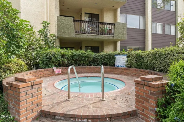 $699,000 | 497 East California Boulevard, Unit 119, Pasadena, CA 91106