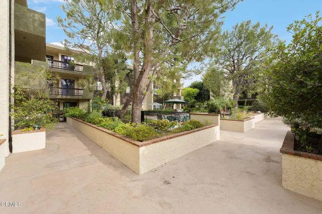 $699,000 | 497 East California Boulevard, Unit 119, Pasadena, CA 91106