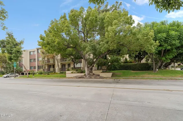 $699,000 | 497 East California Boulevard, Unit 119, Pasadena, CA 91106