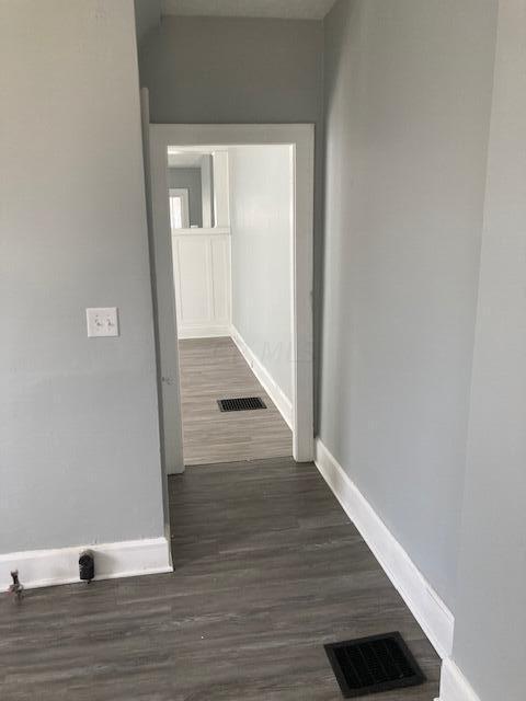 930 Ellsworth Avenue Columbus, OH 43206 - Photo 8 of 22