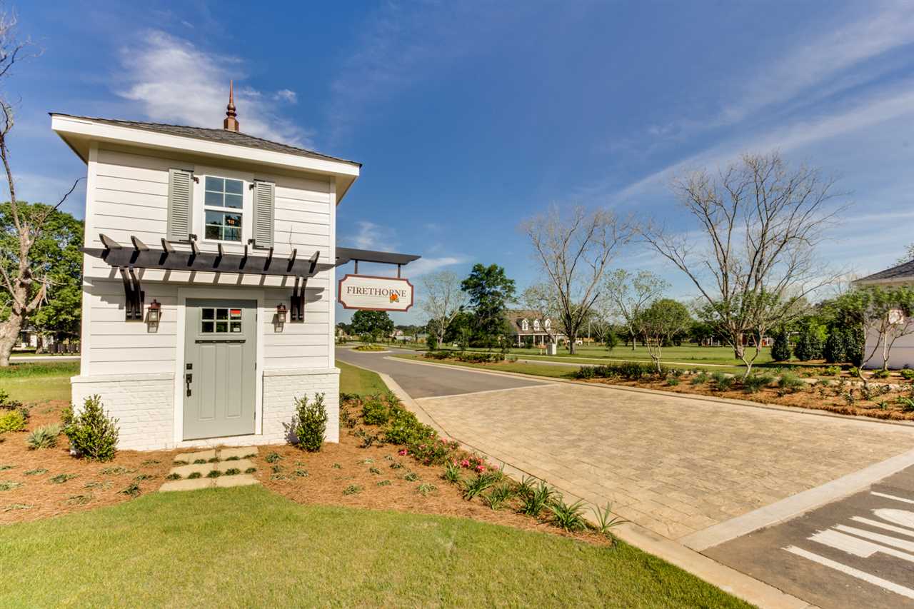403 Nandina Loop Fairhope, AL 36532 - Photo 3 of 10