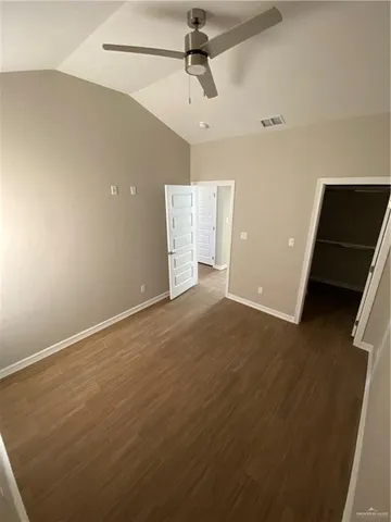 $995 | 705 Sparrow Road, Weslaco, TX 78596