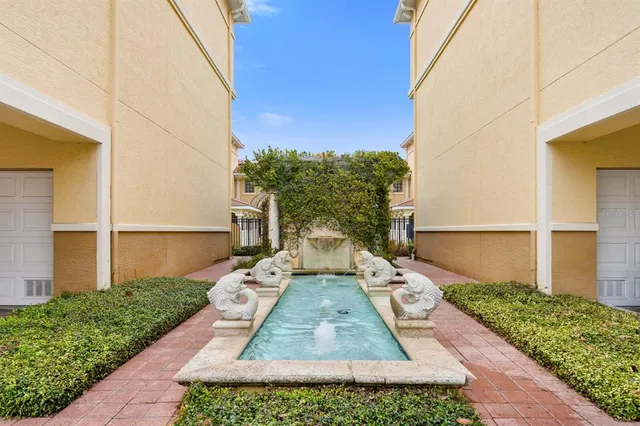 $415,000 | 5246 Hampton Beach Place, Tampa, FL 33609