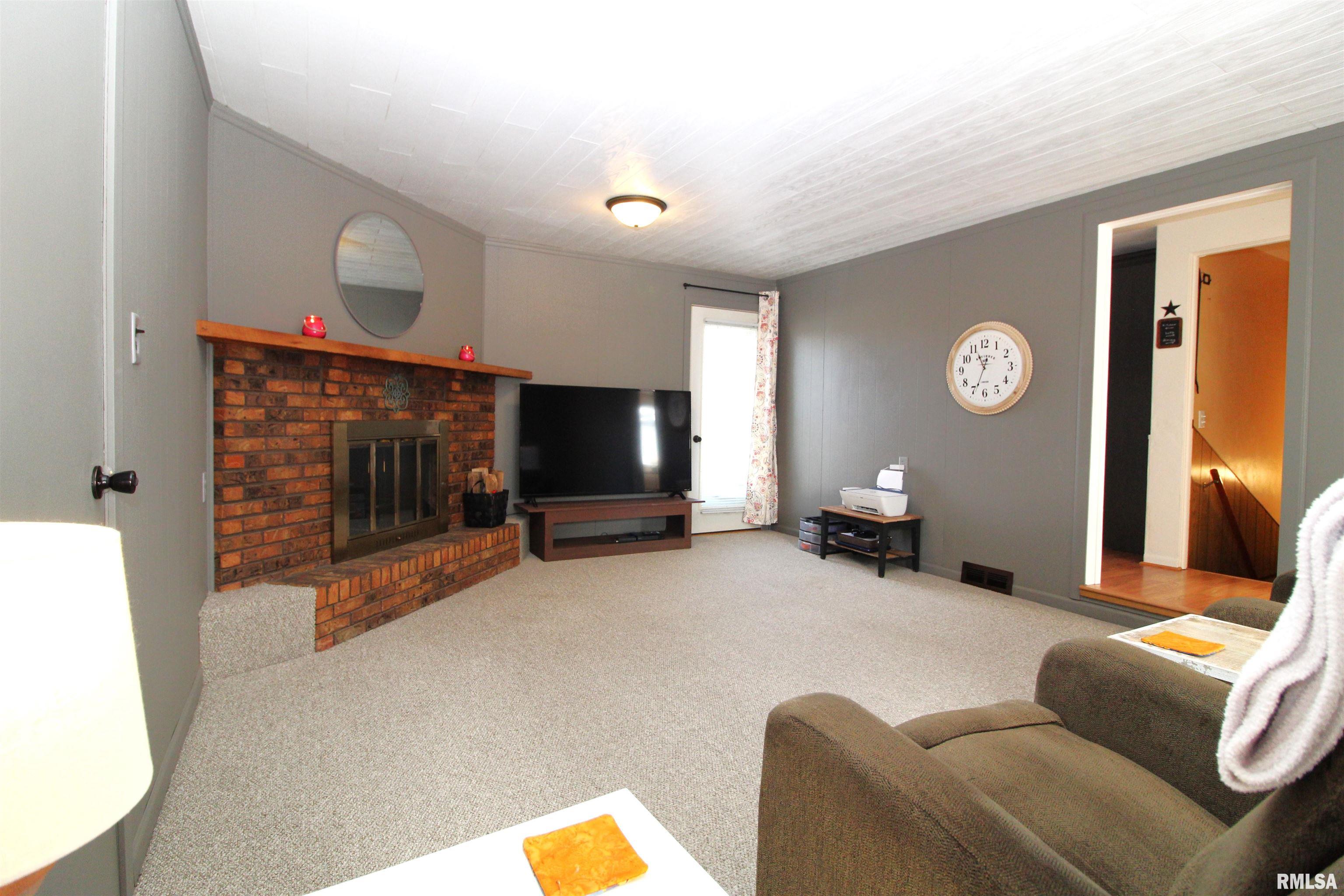 1513 Tennell Road Pekin, IL 61554 - Photo 14 of 53 Gallery Image 14