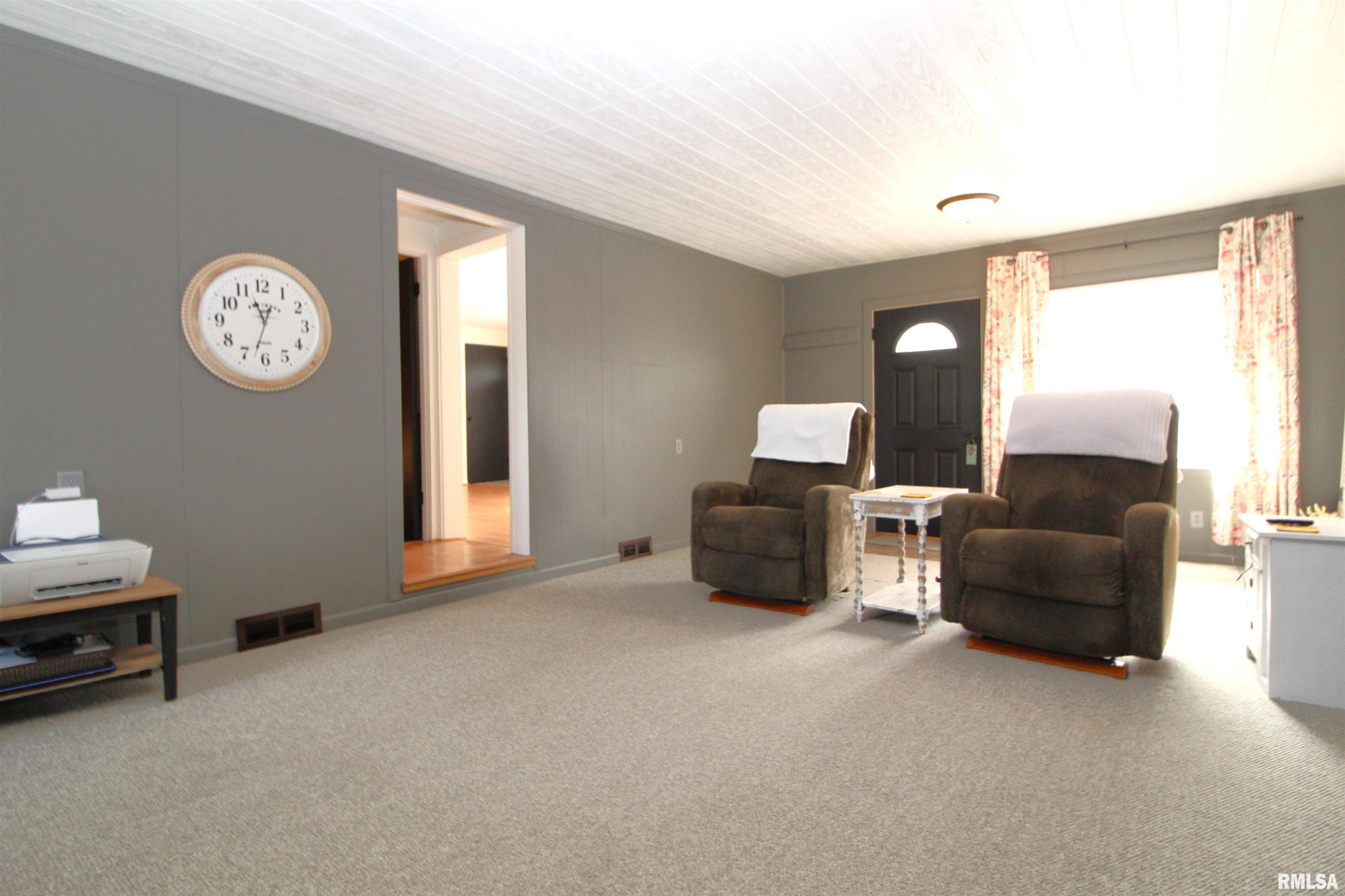 1513 Tennell Road Pekin, IL 61554 - Photo 16 of 53 Gallery Image 16