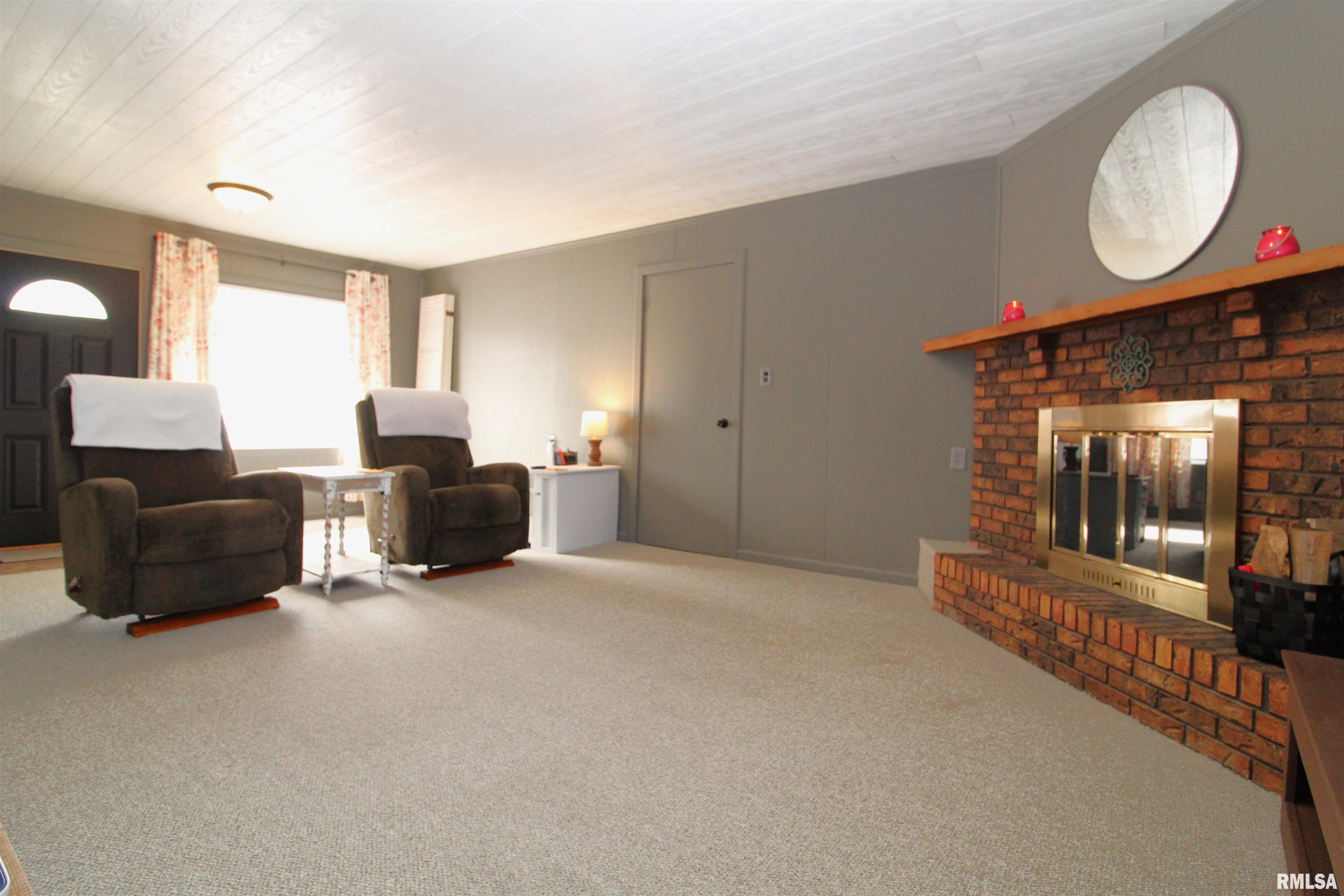 1513 Tennell Road Pekin, IL 61554 - Photo 18 of 53 Gallery Image 18