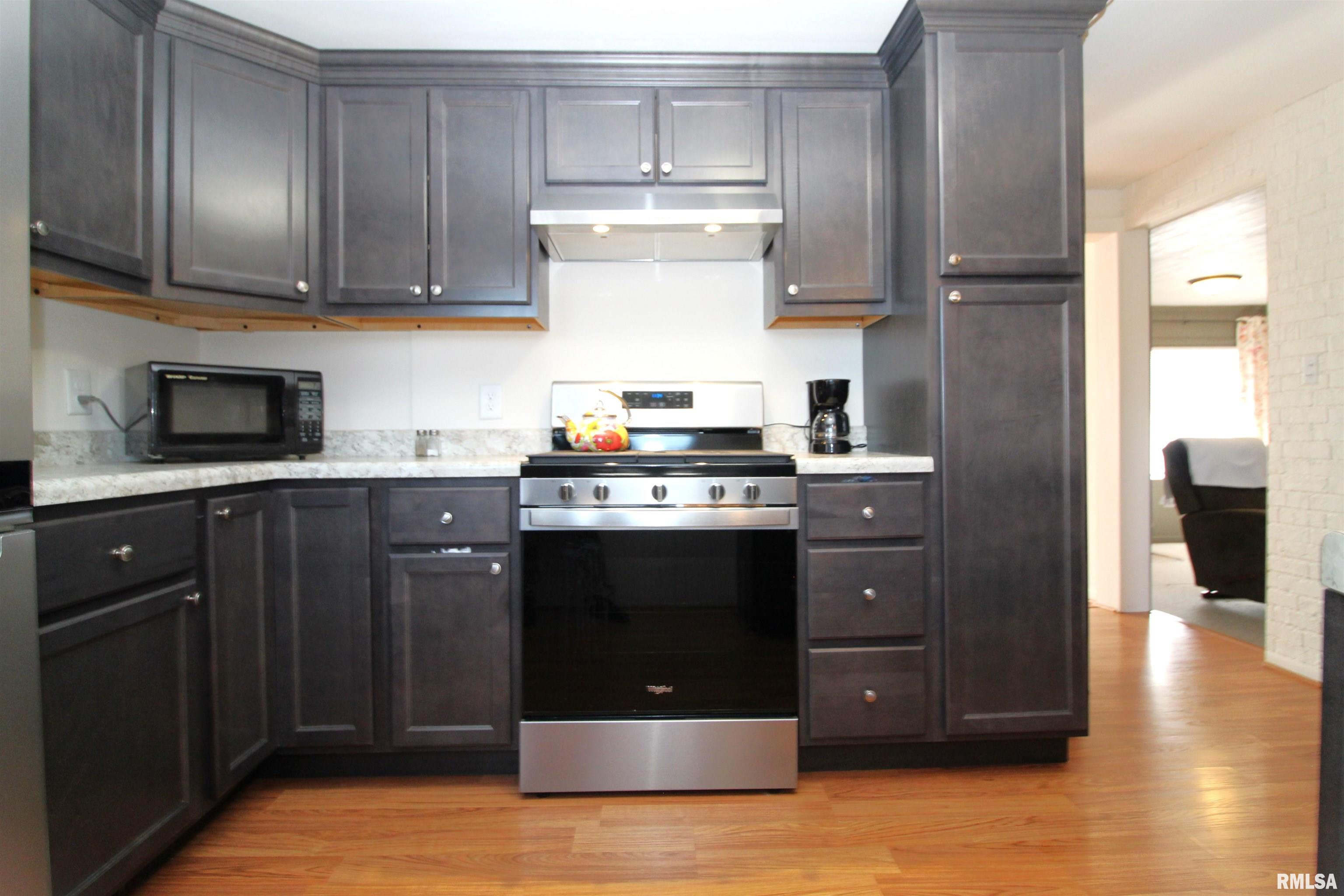 1513 Tennell Road Pekin, IL 61554 - Photo 22 of 53 Gallery Image 22
