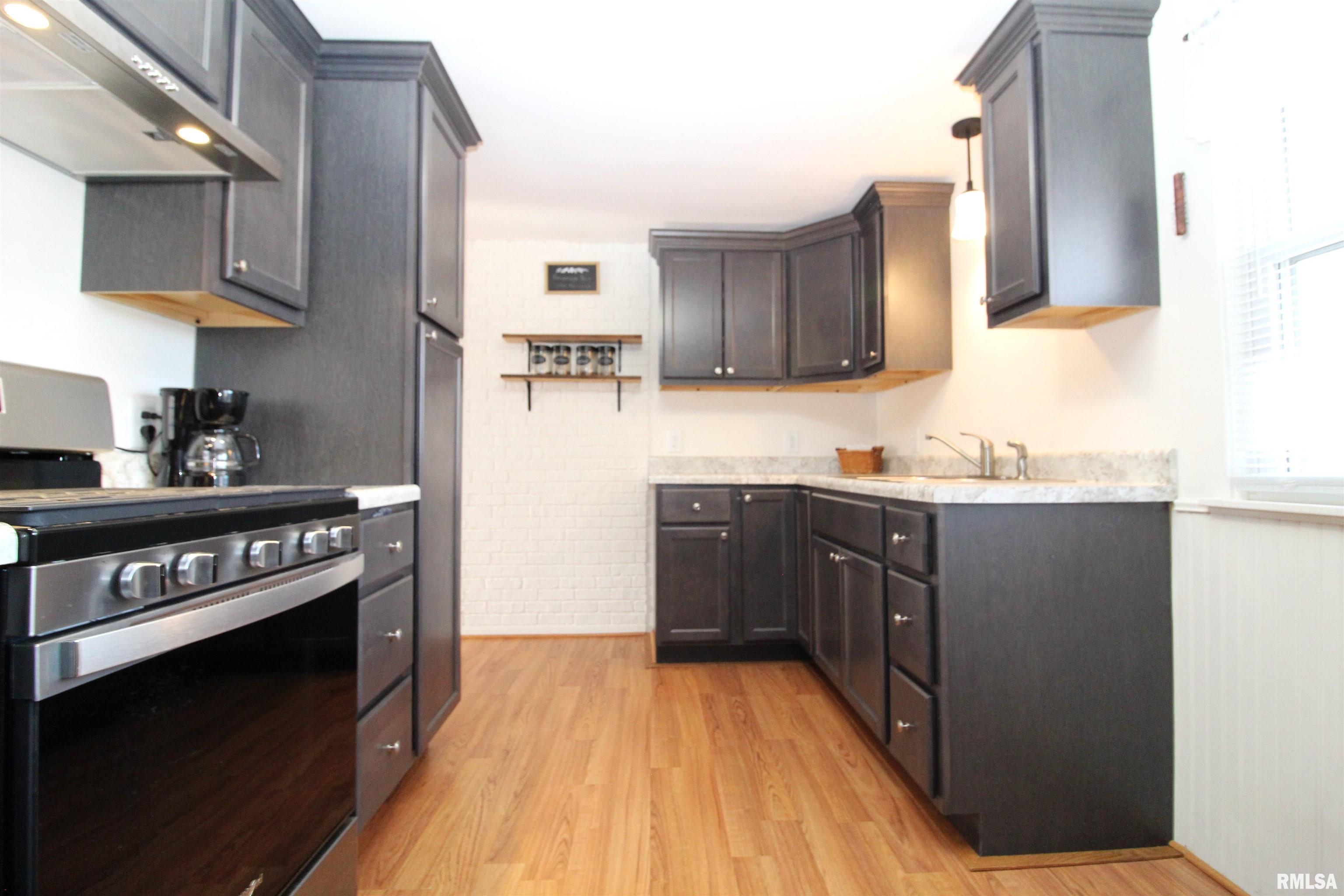 1513 Tennell Road Pekin, IL 61554 - Photo 24 of 53 Gallery Image 24