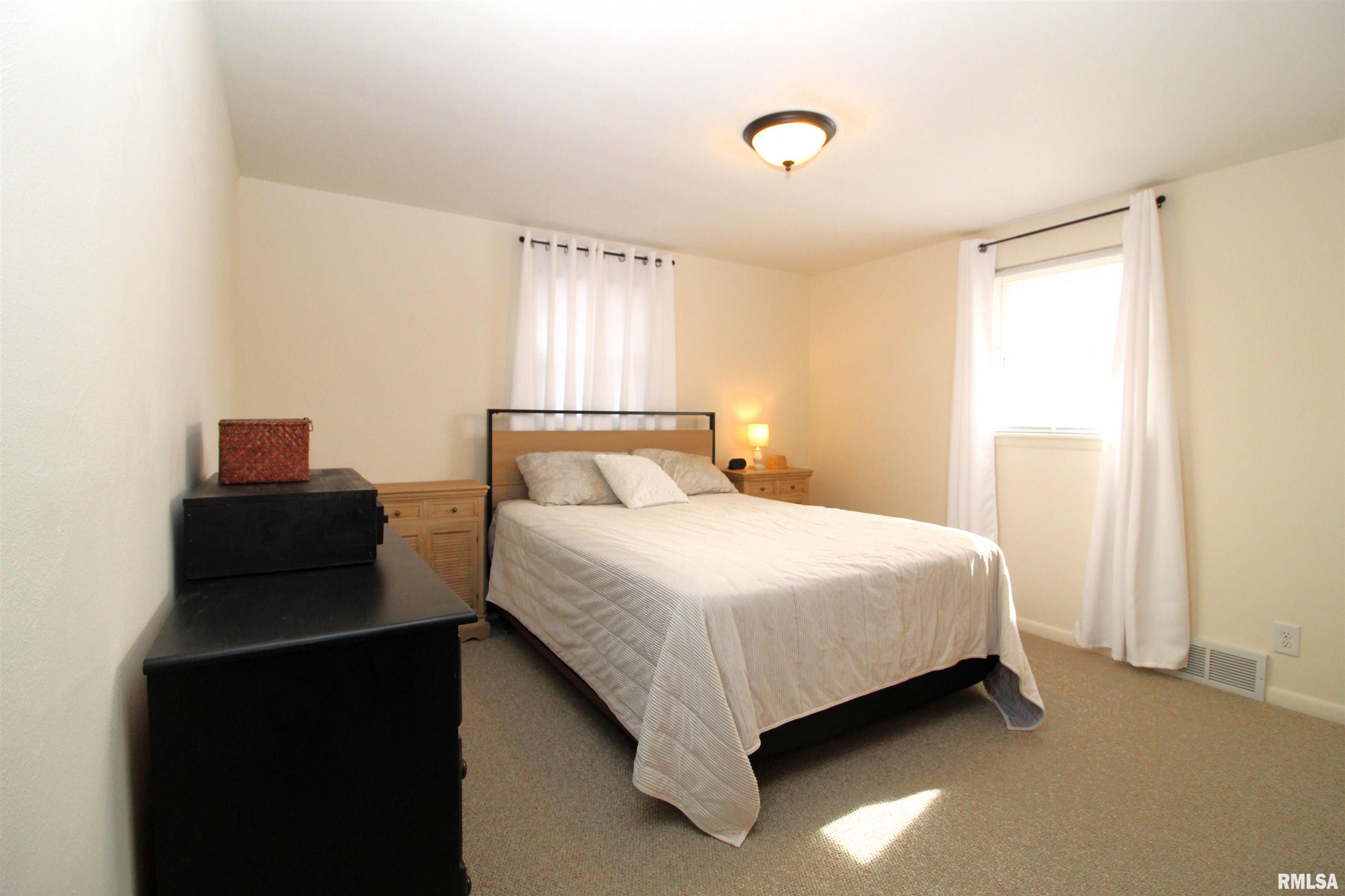 1513 Tennell Road Pekin, IL 61554 - Photo 26 of 53 Gallery Image 26