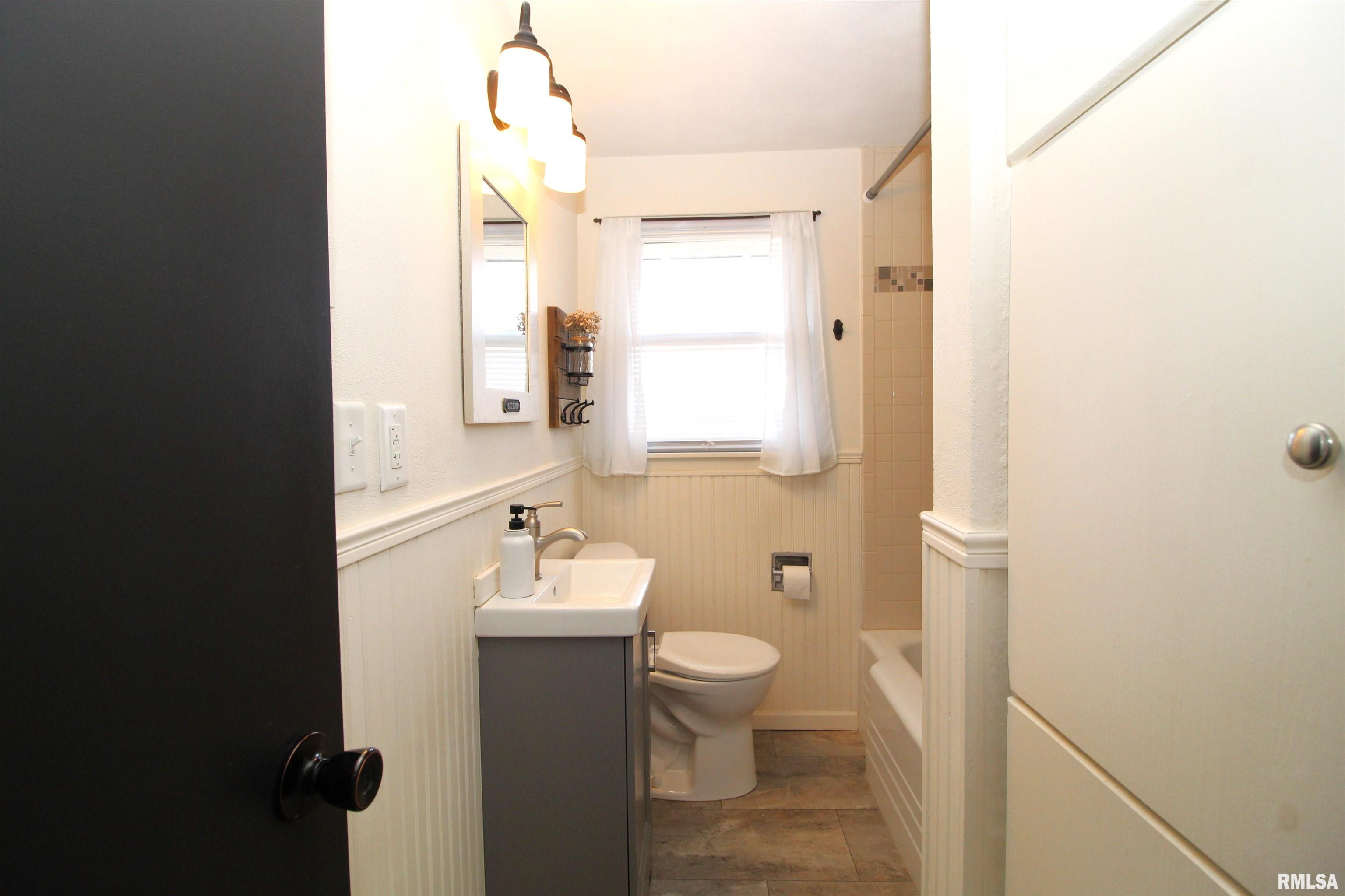 1513 Tennell Road Pekin, IL 61554 - Photo 30 of 53 Gallery Image 30